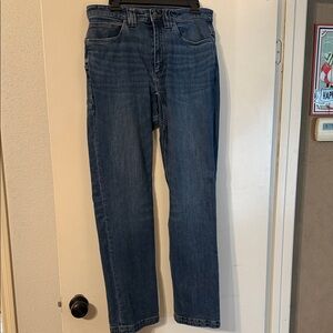 Duluth Trading Co Straight Fit Blue Jeans